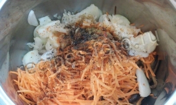 Баклажаны с морковью и чесноком по-корейски