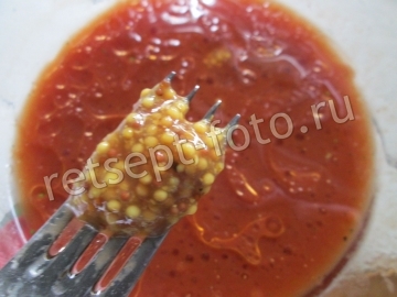 Долма с рыбой в томатном соусе