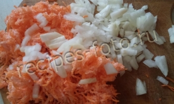 Домашний паштет из говяжьей печени с морковью и луком