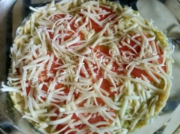 Кабачковая запеканка с сыром и помидорами