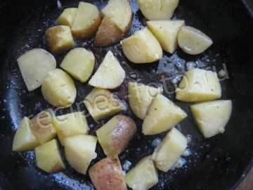 Картофель по-деревенски в духовке