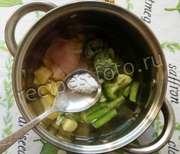 Куриный суп-пюре с брокколи для детей от 1 года