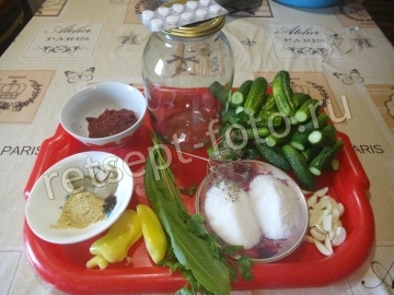 Огурцы консервированные с томатной пастой и аспирином