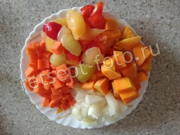 Овощное пюре из тыквы, моркови и перца для детей до 1 года (с 10 мес)