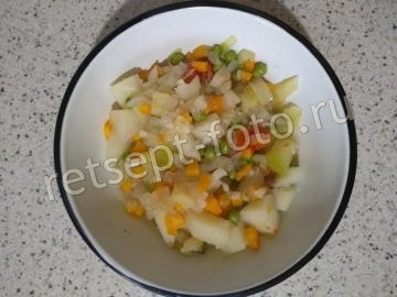 Овощное рагу с кабачком и капустой в духовке для детей от 1 года