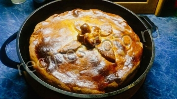 Пирог с мясом и картошкой в духовке
