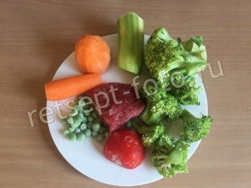 Пюре из говядины с брокколи и овощами для детей 1 год