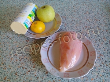 Рецепт курицы с яблоками для детей от 10 месяцев