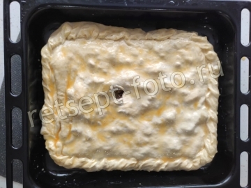 Рыбный пирог с картошкой на дрожжевом тесте