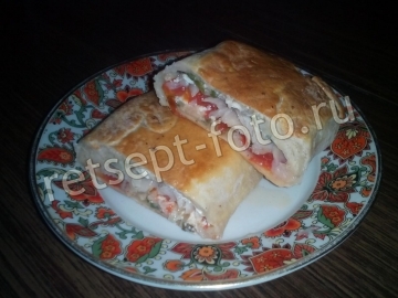 Рыбный пирог с сыром и помидорами на кефире