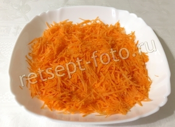 Салат "Изюминка" из свеклы, моркови и сыра