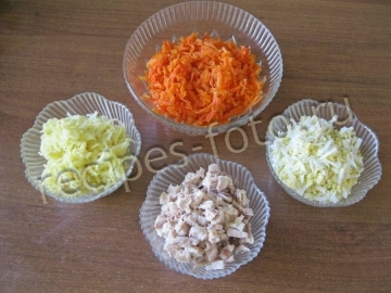 Салат с курицей и морковью для детей от 1 года