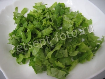 Салат с тунцом и листовым салатом