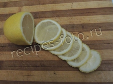 Щука запеченная целиком с лимоном в фольге в духовке