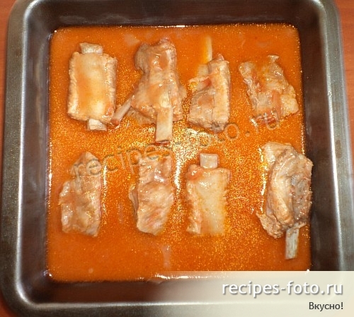 Свиные ребрышки в духовке с медом и горчицей
