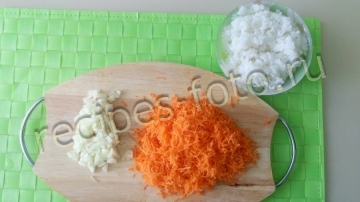 Тефтели из индейки с рисом в соусе для детей от 1,5 года