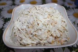 Рецепт салата с курицей и кукурузой 