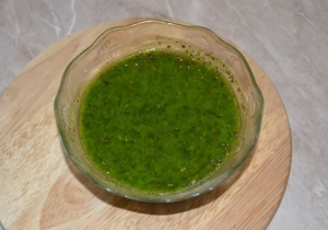 Зеленое масло из кинзы 