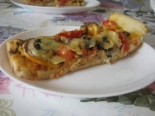 Пицца с грибами и брокколи