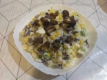 Салат с маринованными грибами и кукурузой 