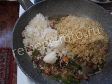 Булгур с рисом и морепродуктами