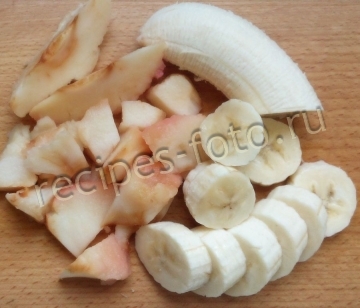 Детское фруктовое пюре для прикорма из яблок и банана для детей до 1 года (от 6 месяцев)