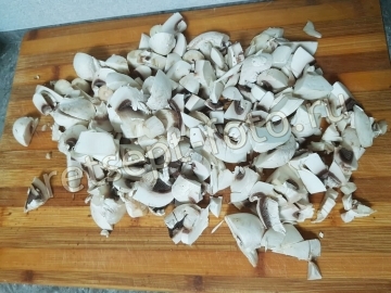 Фунчоза с грибами и перцем