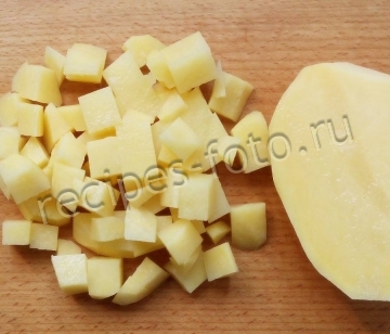 Картошка с сыром и стручковой фасолью в горшочках