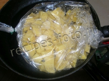 Картошка в рукаве для запекания с майонезом в духовке