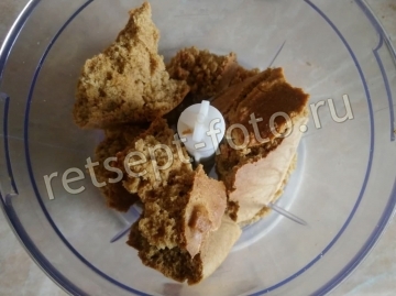 Пирожное Картошка из бисквита со сгущенкой и орехами