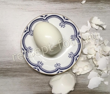 Поросенок из яйца с горошком для ребенка 1,5 года