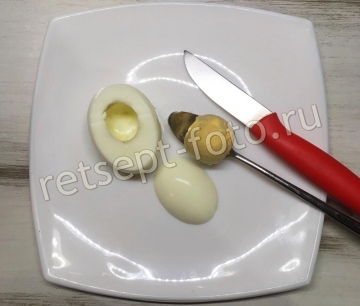 Поросенок из яйца с горошком для ребенка 1,5 года