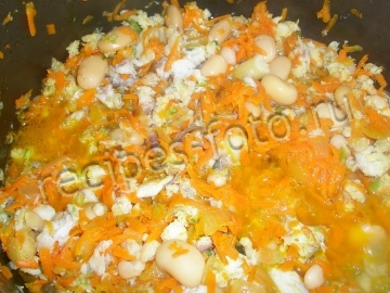 Рыба с овощами и фасолью (рыбное рагу из хека)