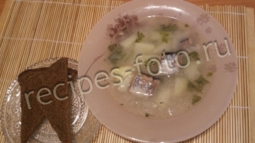 Рыбный суп из консервы сайры