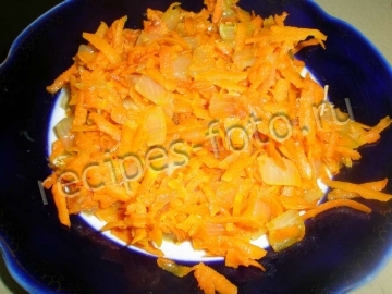Салат из куриных сердечек с фасолью и морковью