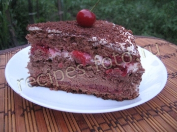 Шварцвальдский вишневый торт («Черный лес»)