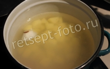 Суп-пюре из фасоли с беконом