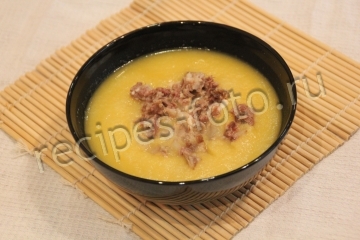 Суп-пюре из кабачков с мясом