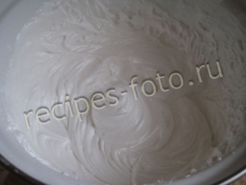Торт "Фрезье" с кремом муслин и клубникой