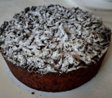 Творожный пирог со сгущенкой и черносливом