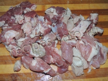 Жаркое из свинины в горшочках с картошкой и грибами