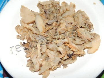 Жаркое из свинины в горшочках с картошкой и грибами