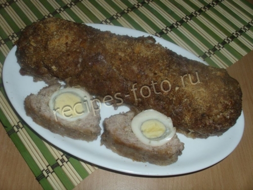 Мясной рулет из фарша с яйцом в духовке: рецепт с фото