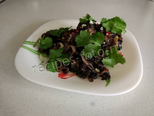 Салат из китайских древесных грибов