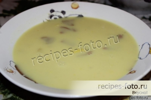 Суп с плавленым сыром и вареной колбасой быстрого приготовления