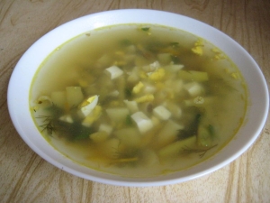 Диетический суп со стручковой фасолью и яйцом без мяса 