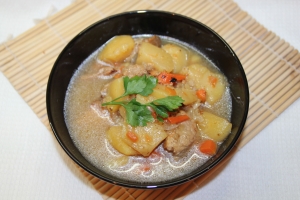 Густой картофельный суп с мясом 