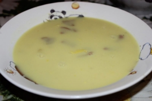 Суп с плавленым сыром и вареной колбасой быстрого приготовления 