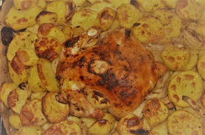 Цыпленок с картошкой запеченный в духовке 