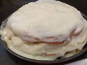 Ванильный торт с кремом "Пломбир" со сметаной 